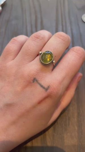 Cat Eye Apatite - Delica Ring - Silversmith Ring - Cat Eye Apatite Ring - dainty Green Ring