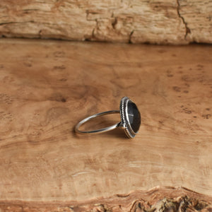 Rose Cut Black Onyx Ring -  Dainty Silversmith Ring - Faceted Black Onyx Stacking Ring