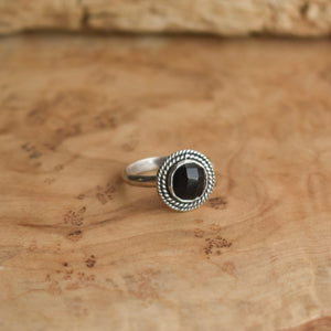 Lasso Ring - Rose Cut Black Onyx Ring -  Dainty Silversmith Ring - Faceted Black Onyx Stacking Ring