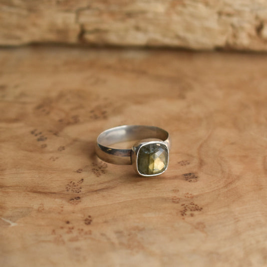 Labradorite Chunky Stacker Ring - Rose Cut Labradorite Ring - .925 Sterling Silver - Silversmith Ring