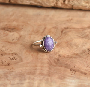 Russian Charoite Delica Ring - Purple Charoite Ring - Unique Charoite Ring - Dainty Purple Ring
