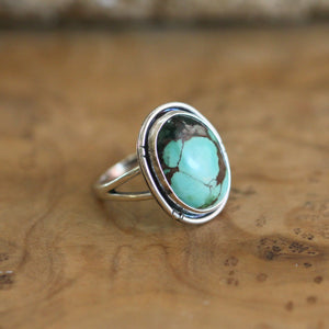Rustic Turquoise Ring - Notched Boho Ring - .925 Sterling Silver - Old Stock Turquoise
