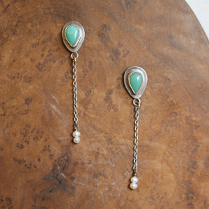 Chrysoprase Posts Pearl Dangles - Chain Drops with pearls - .925 Sterling Silver - Silversmith